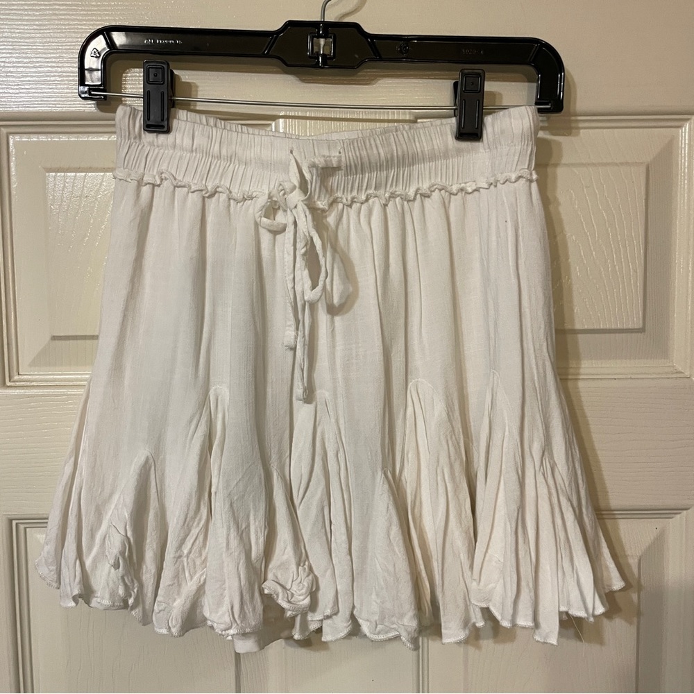 high waisted white ruffle skirt
